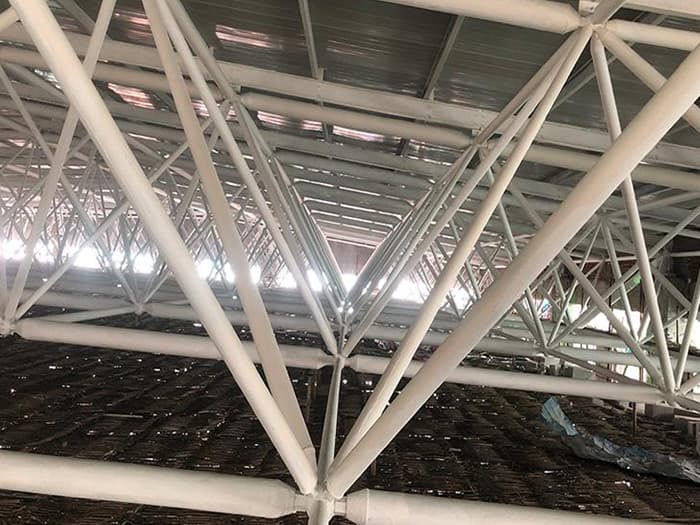 昆明大型螺栓球网架施工厂家